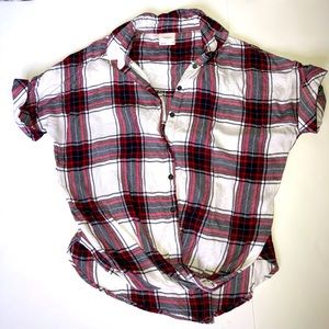 Dolman short sleeve style flannel